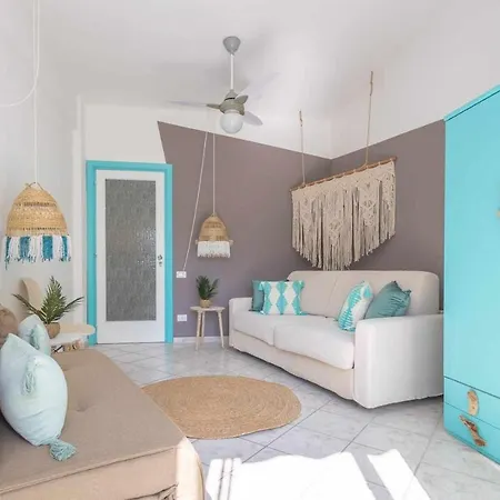 Apartment Turcheserivamare 30 Metri Dal Mare Imperia