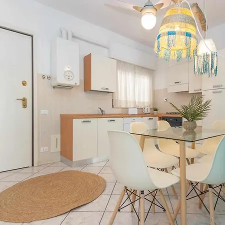 Appartement Turcheserivamare 30 Metri Dal Mare Imperia